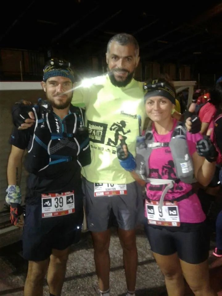 Beaux comme des camions tout neufs avant le départ